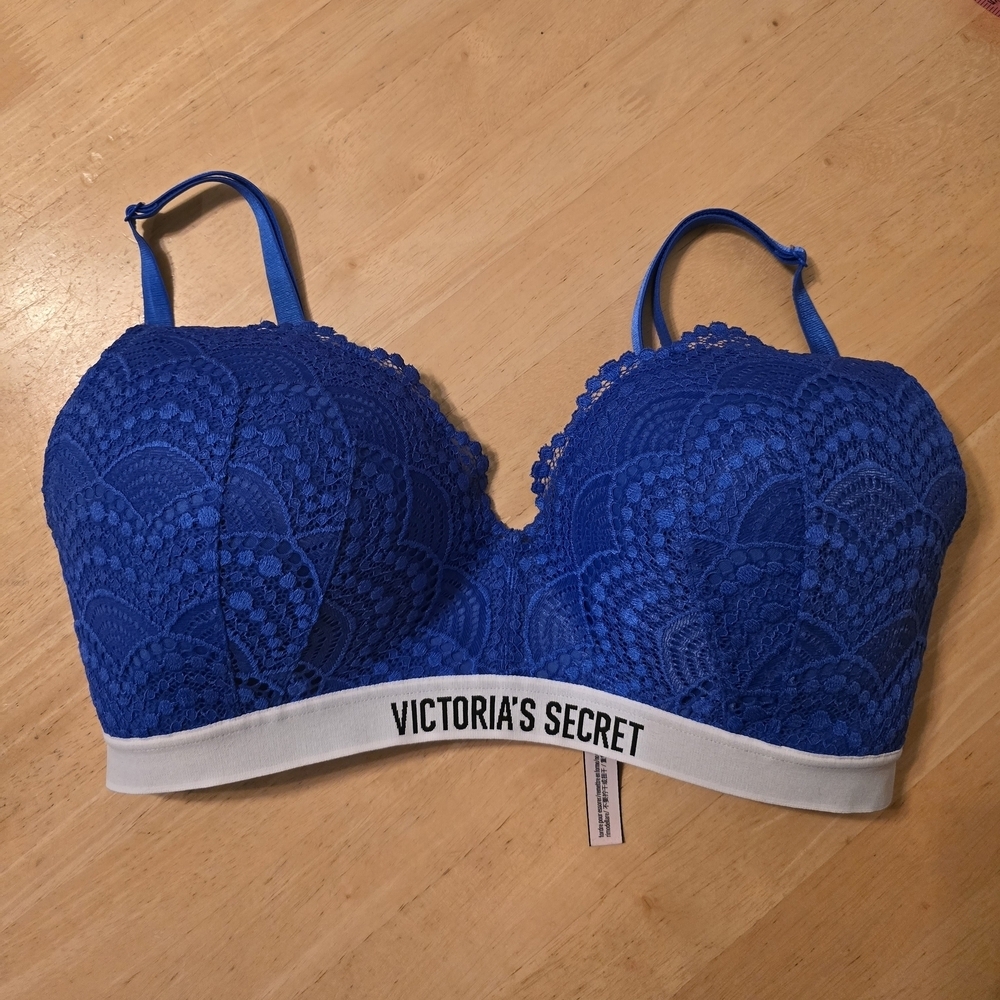 Victoria’s Secret Blue Lace Perfect Shape Underwire Bra With Padding 34DD‎
